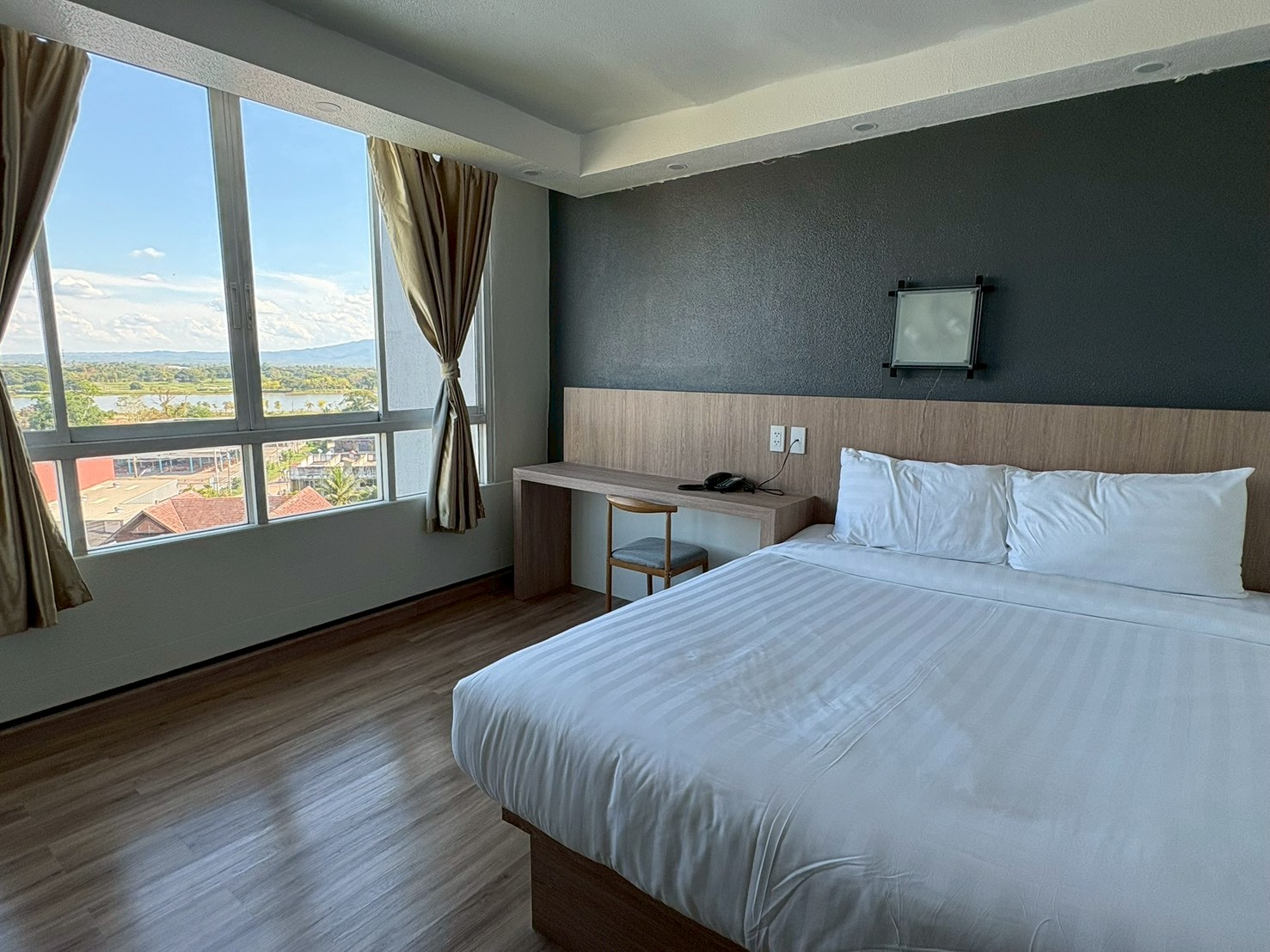 ห้อง Standard Single Bed Room ของ KM KWANPHAYAO HOTEL